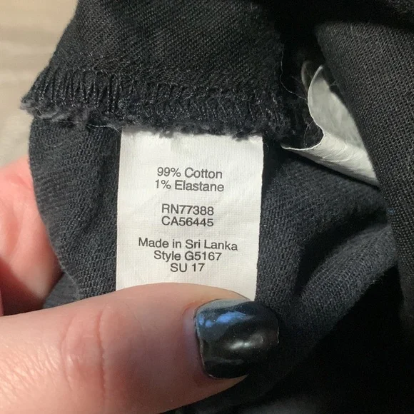 Madewell high rise denim shorts. Size 27. - Picture 4 of 4